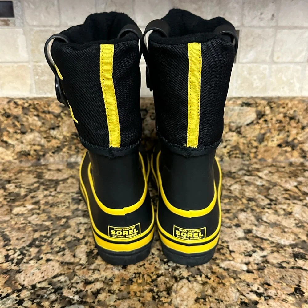 Black & Yellow Sorel Rain‎ Boots With Warming Inserts Size 4 - NEW